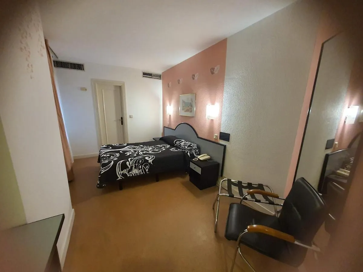 Hotel Arha Santander 3*,  Spain